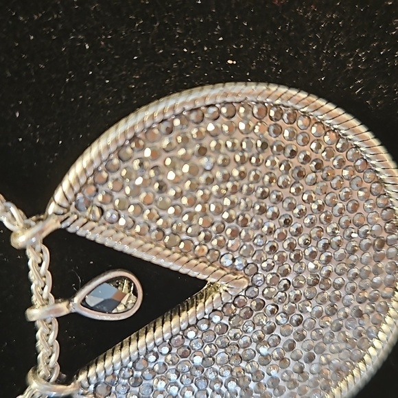 LUCKY BRAND AB & Silvertone Rhinestones on 20" long Charmed Necklace - Picture 3 of 8